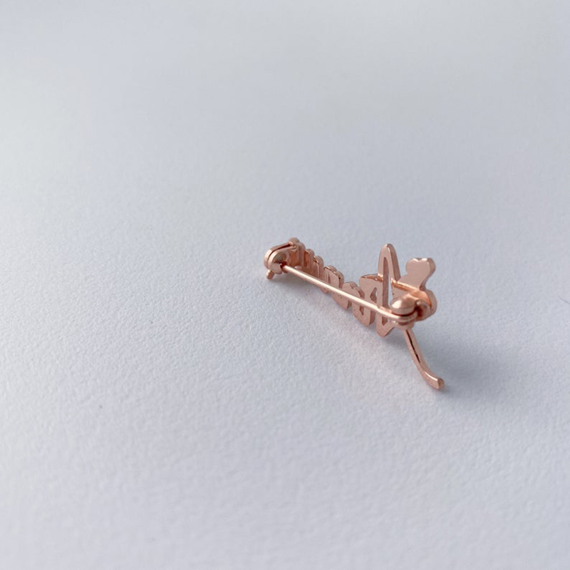 Nuevo broche con nombre person - Women Fashion Logo Design reseña y precio