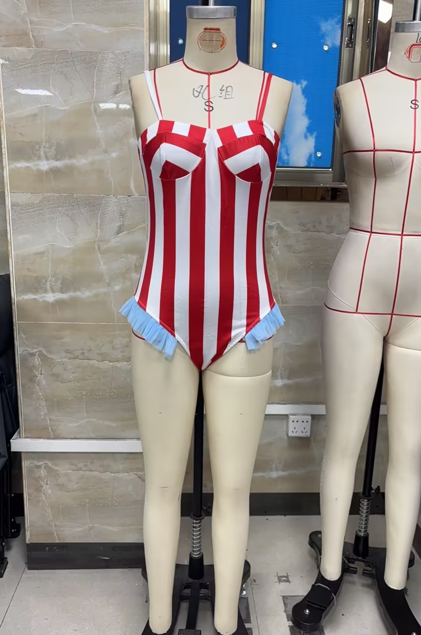Traje de Carnaval para Mujer 2 - Sleeveless Jumpsuit reseña y precio